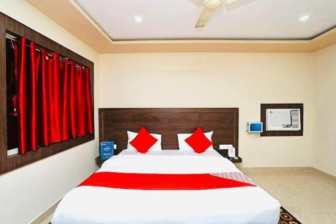 Hotel Sea Queen ปูรี ภายนอก รูปภาพ